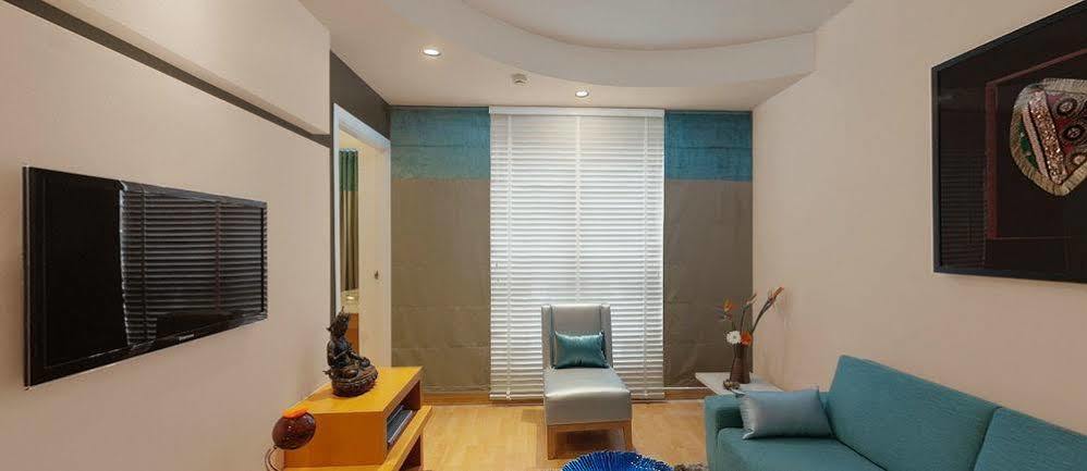 Melange Luxury Service Apartment Бангалор Екстериор снимка
