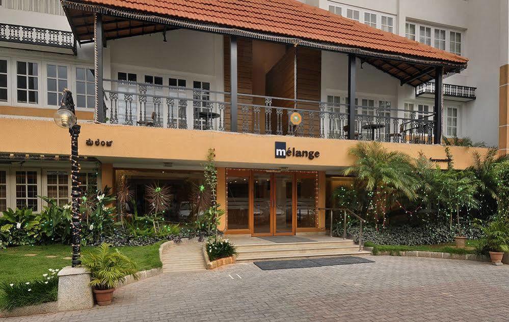 Melange Luxury Service Apartment Бангалор Екстериор снимка
