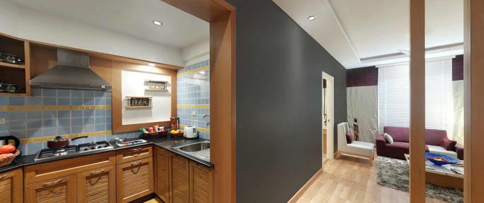 Melange Luxury Service Apartment Бангалор Екстериор снимка